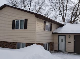 1100 4th St NW, Watertown, SD 57201