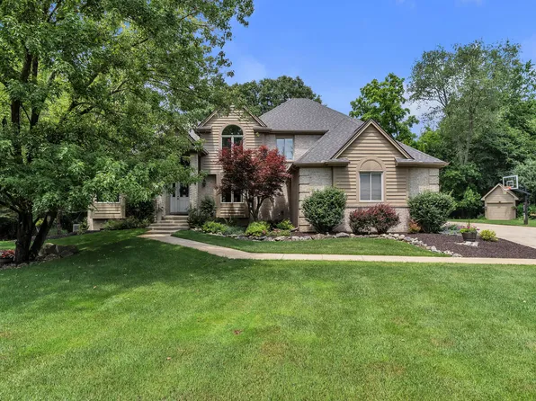 24491 Forest Dr, South Lyon, MI 48178