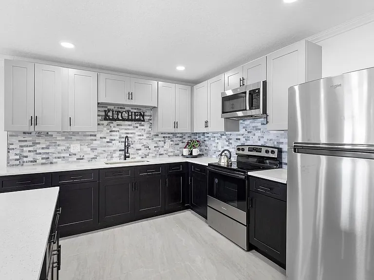 1824 Lake St #1 — Photo 4