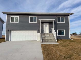 1301 S Harrison St, Lexington, NE 68850