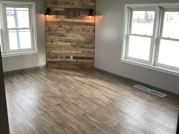 101 W Main St #2
