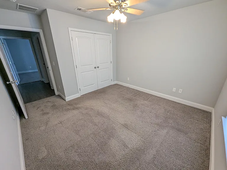 1827 Sundown Dr — Photo 11