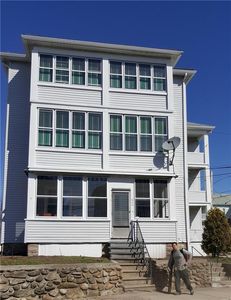 660-662 Elm St, Woonsocket, RI, 02895