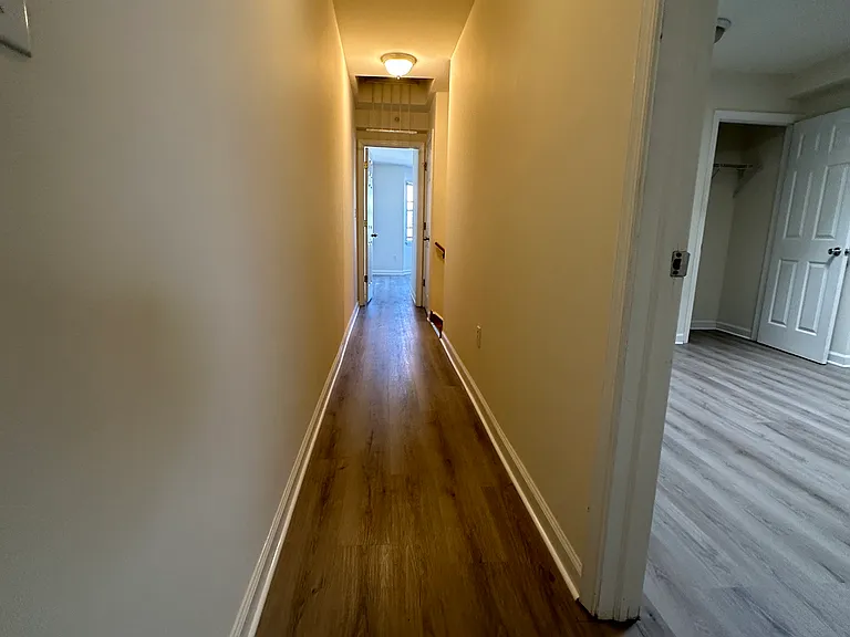 1734 Monument St #B — Photo 6