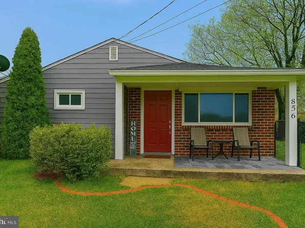 856 Woodlane Rd, Mount Holly, NJ 08060