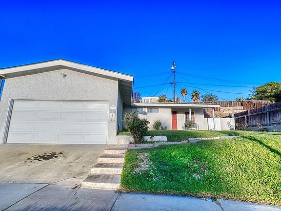 5th image of 27720 Fairweather St