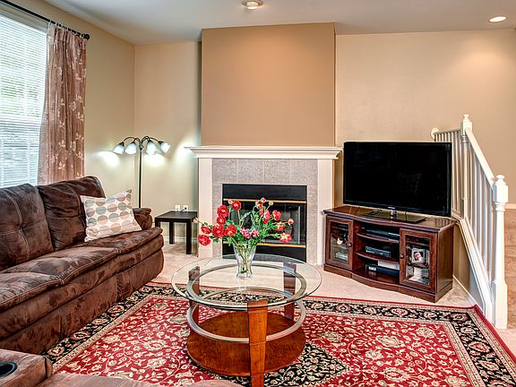 5th image of 22653 NE 5th Pl