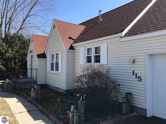 3rd image of 115 Anna Dr
