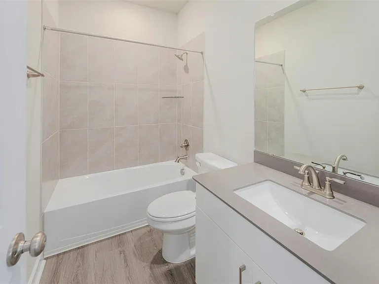 512 Clearlake Dr — Photo 22