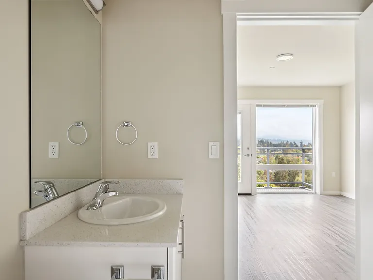 Cubix at Othello Apartments — Photo 171