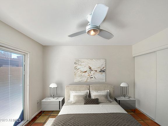 4th image of 1025 E HIGHLAND Avenue #41