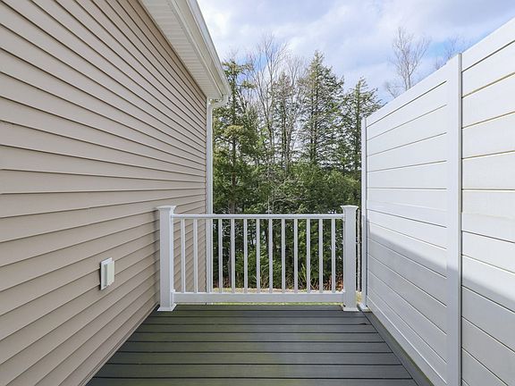 5th image of 606 Southfield Lane
