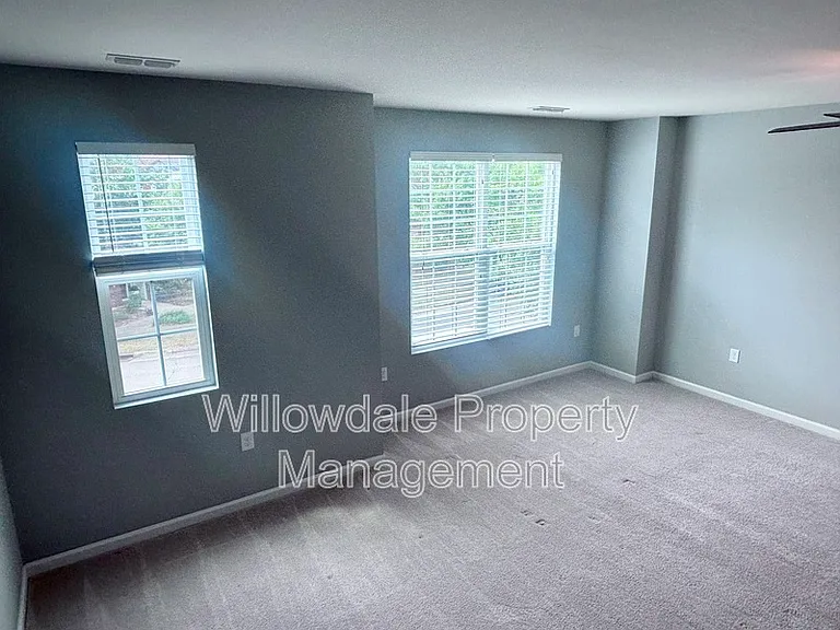 6002 Kentworth Dr — Photo 19