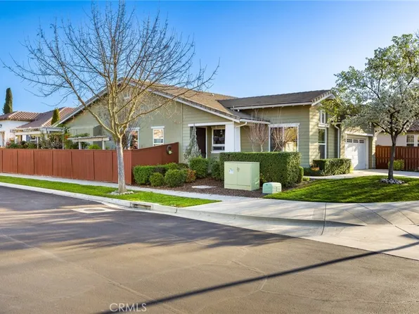 2424 Traditions Loop, Paso Robles, CA 93446