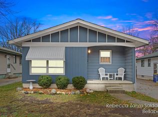 970 Calvary Ave NW, Grand Rapids, MI