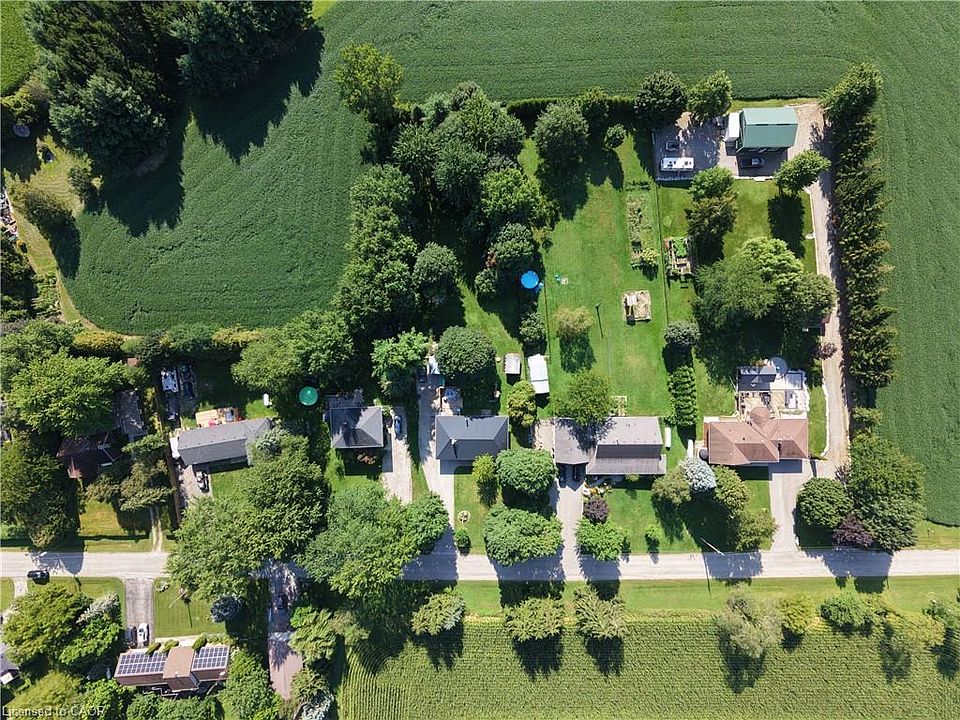 1st image of 670 Thompson Rd