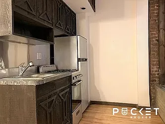 Rented by PocketBroker Inc