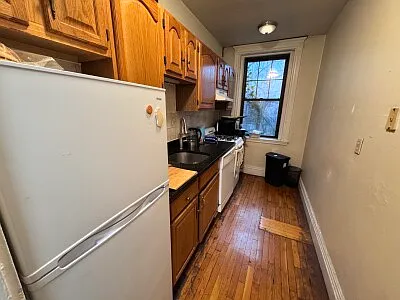 56 Queensberry St #12A — Photo 2