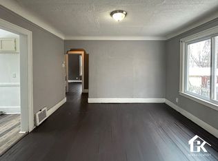 6885 Mettetal, Detroit, MI 48228