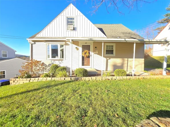 27 Standish Ave, Binghamton, NY 13901