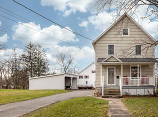 35 Lake Ave, Auburn, NY 13021