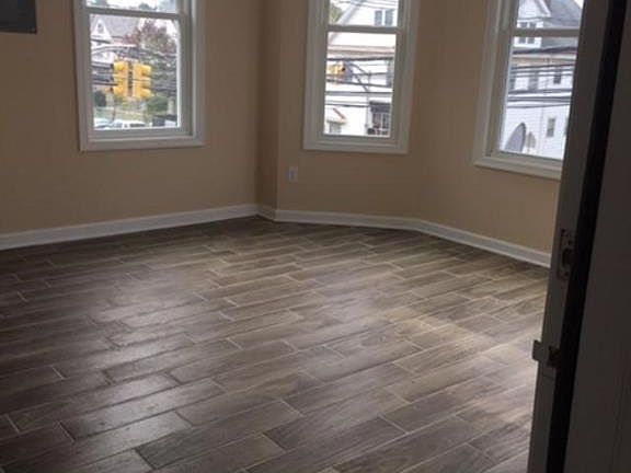 2nd image of 250 Somerset St