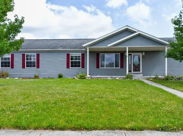1009 N Lee St, Garrett, IN 46738