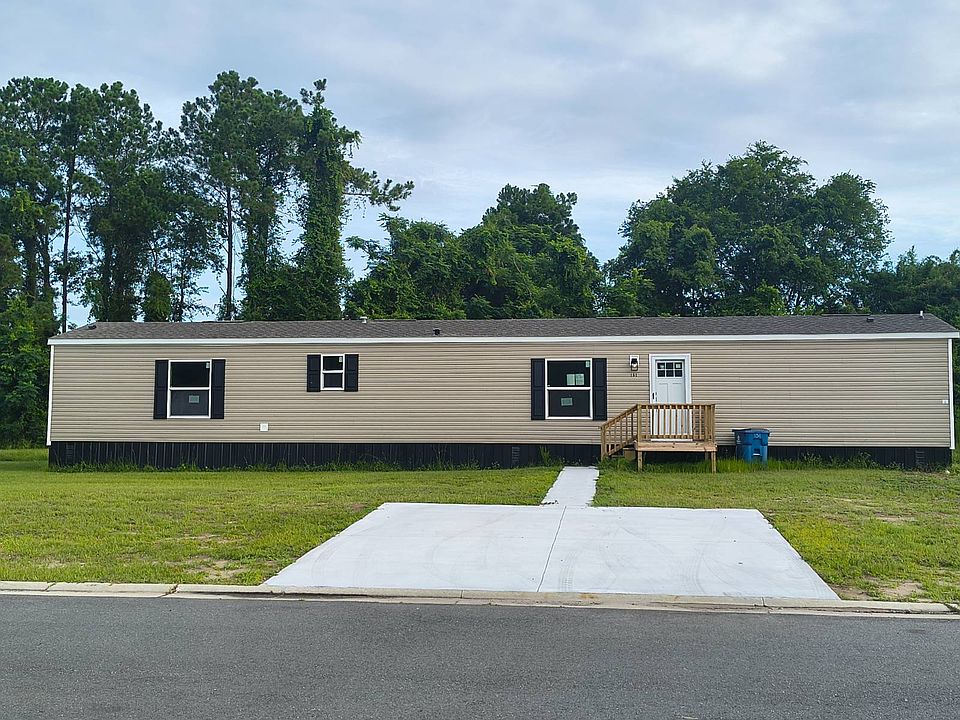 1st image of 151 Merritt Cir