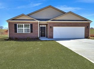 246 Alamos Ave, Lexington, NC 27295