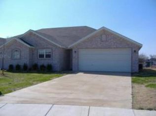 4201 SW Shadowrock Pl, Bentonville, AR 72712