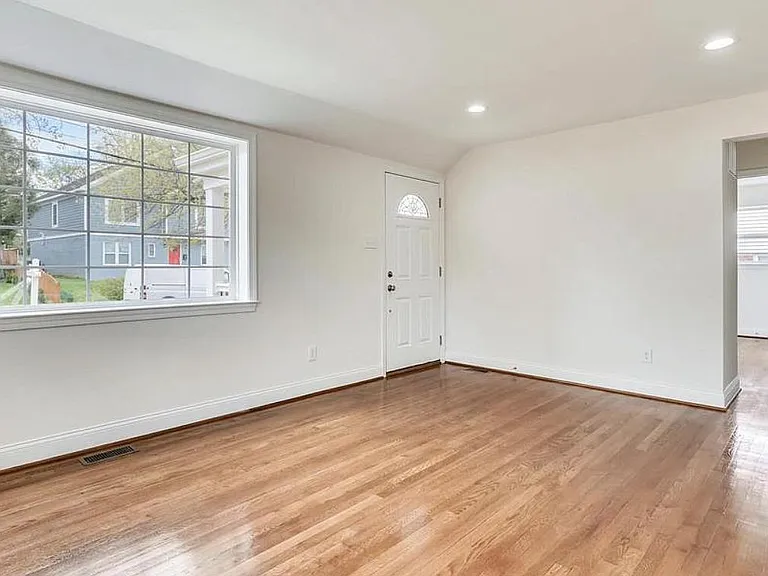 12728 Gould Rd — Photo 14