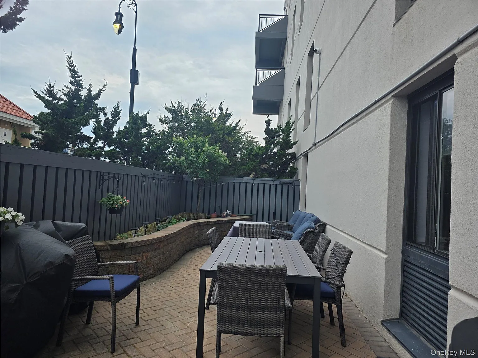 1 bed, 1.0 bath, 750 sqft, $2,600 — Photo 3