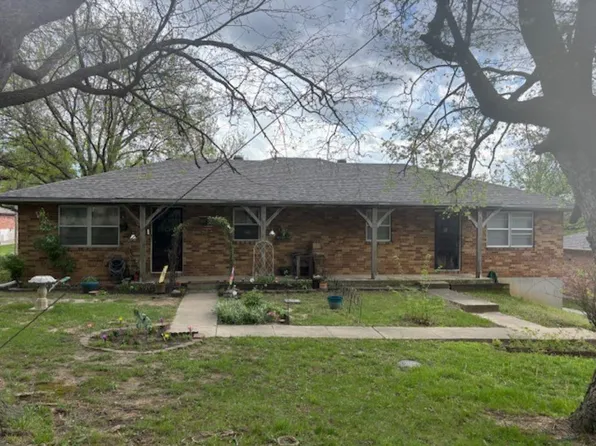 7253 Richland Ave, Kansas City, KS 66111