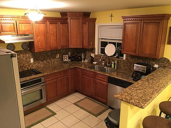 3rd image of 6380 Orleans Ave