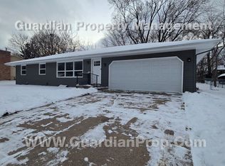 1484 19th Ave NW, New Brighton, MN 55112
