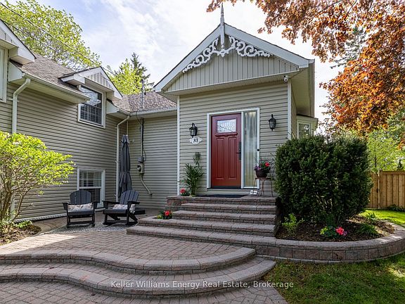 4th image of 83 Cassels Rd E