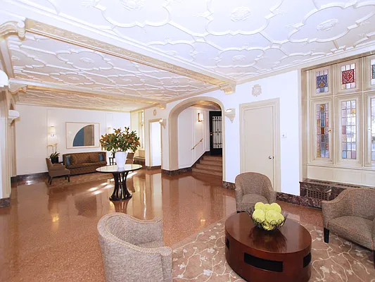 Sold by Sotheby's International Realty | media 22