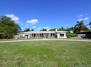 9941 SW 66th St, Miami, FL 33173