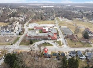 293 Robinson Ave, Barberton, OH 44203