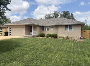 1233 E Republic Ave, Salina, KS 67401