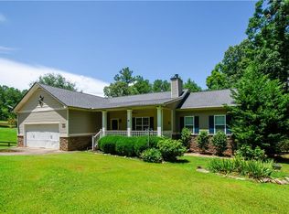 440 Thomas Rd, Dallas, GA 30132
