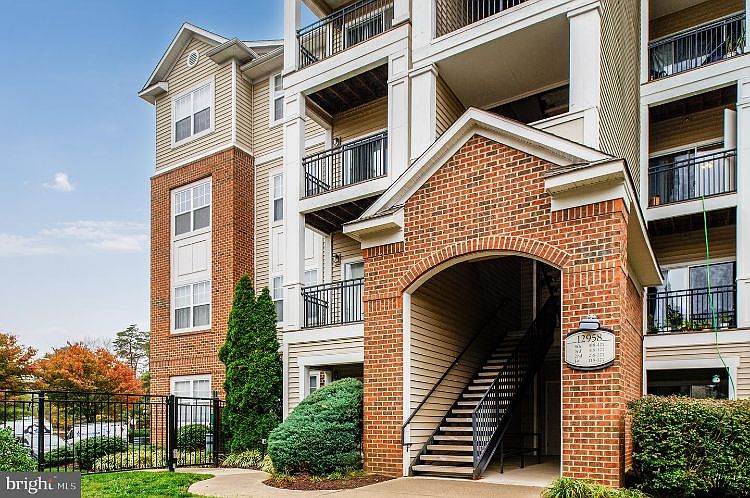 1st image of 12958 Centre Park Cir APT 123