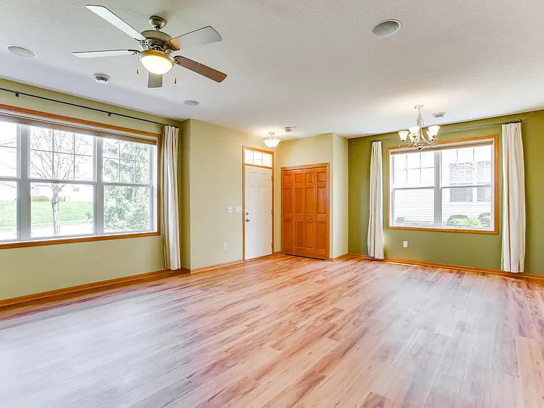 3331 Cherry Ln #D — Photo 5
