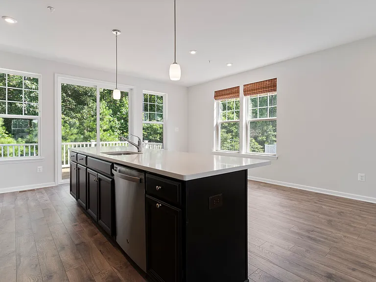 44042 Eucalyptus Way — Photo 4