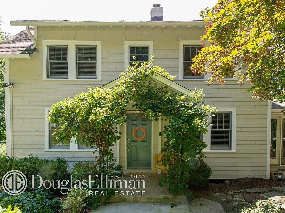 1st image of 142 Woodland Dr