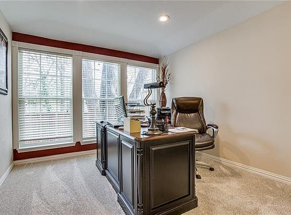 3rd image of 6710 Northcreek Ln