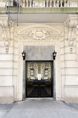 Rented by Buchbinder & Warren | media 27