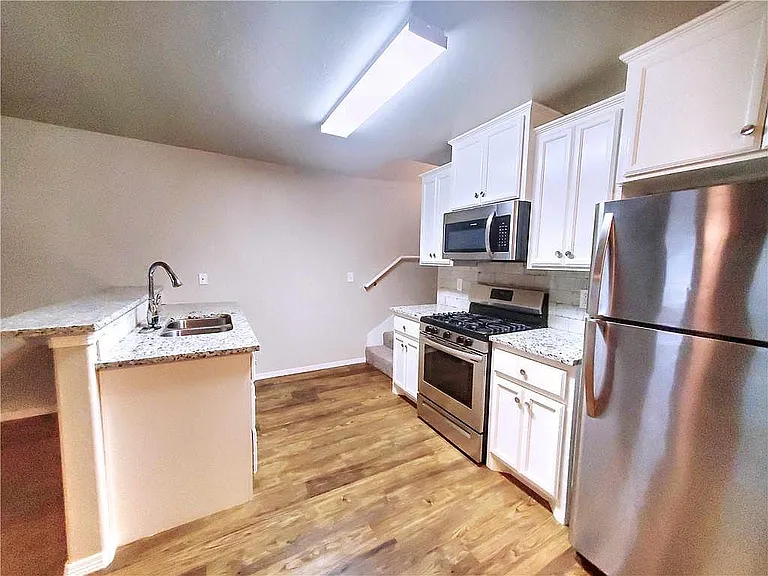 2127 Buena Vida Ln — Photo 7