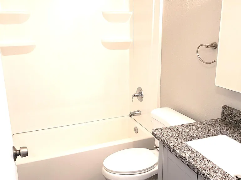 5470 Brook Point Rd — Photo 14