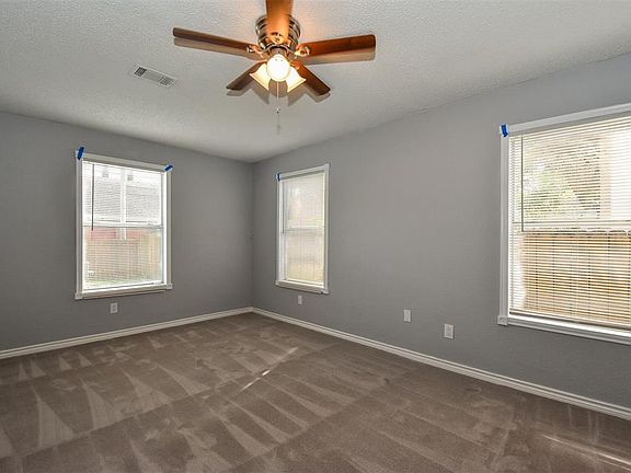 4th image of 2513 29th Ave N